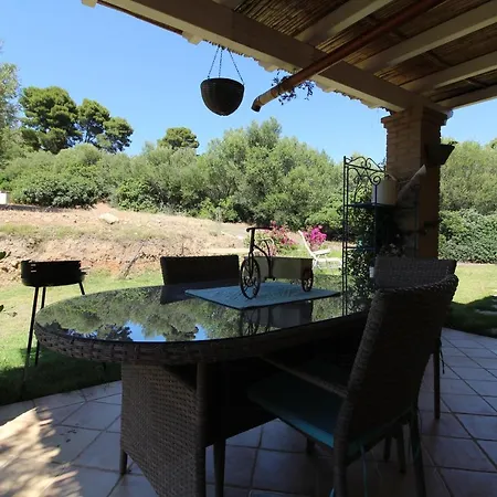 New Next To Beautiful Beach Villa Capitana