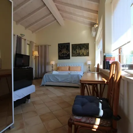 Villa New Next To Beautiful Beach